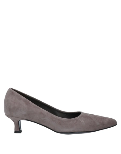 Paola Ferri Pumps In Grey