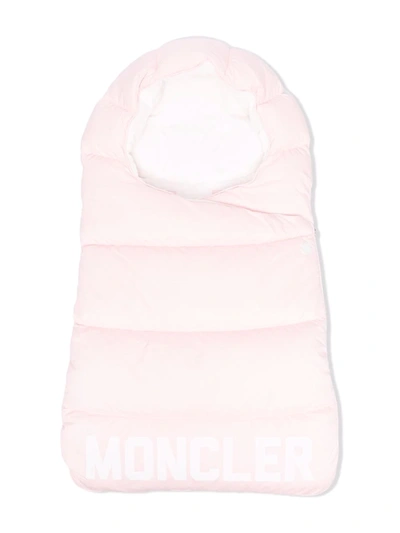 Moncler Logo-print Padded Blanket In Pink