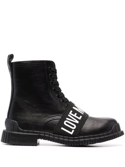 Love Moschino Logo-strap Ankle Boots In Schwarz