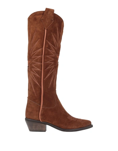 J.born Knee Boots In Brown