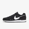 Nike Venture Runner Low-top Sneakers In Black,black,white