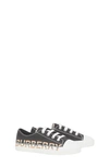 BURBERRY LARKHALL ICON STRIPE LOGO SNEAKER,8040981