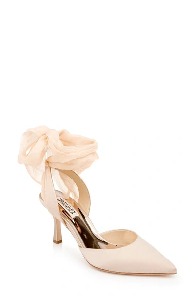 Badgley Mischka Blaze Pump In Latte