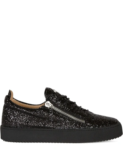 Giuseppe zanotti nero sale