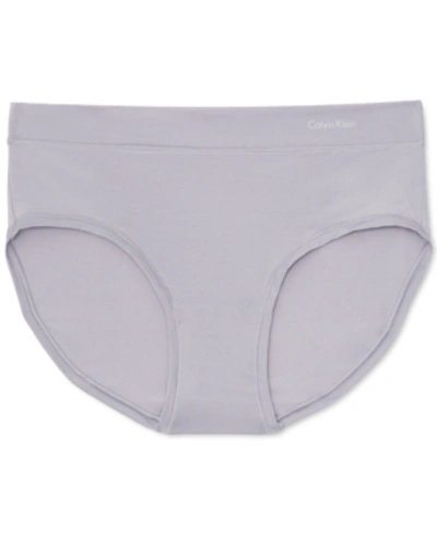 Calvin Klein Women's One Size Hipster Underwear In Sleek Silver