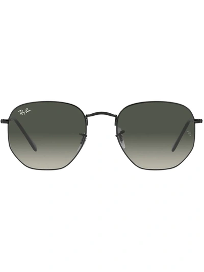 Ray Ban Logo Detail Oversized Sunglasses In Schwarz