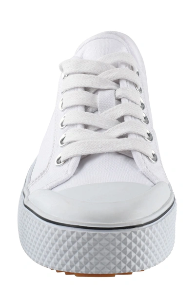 Marc Fisher Ltd Rammy Platform Sneaker In White
