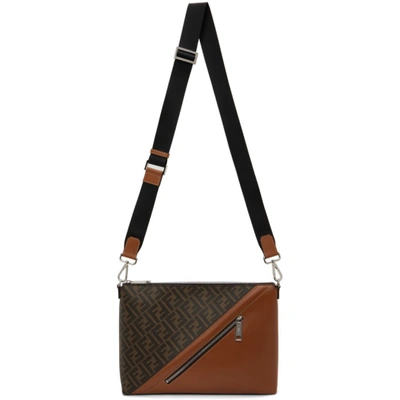 Fendi Ff 图案邮差包 In Brown,beige