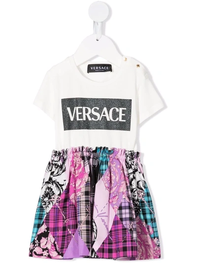 Versace Logo印花补丁设计连衣裙 In White