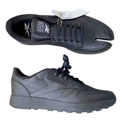 Pre-owned Maison Margiela X Reebok Leather Low Trainers In Black