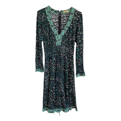 Pre-owned Issa Mid-length Dress In Green