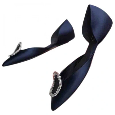 Pre-owned Roger Vivier Cloth Ballet Flats In Navy