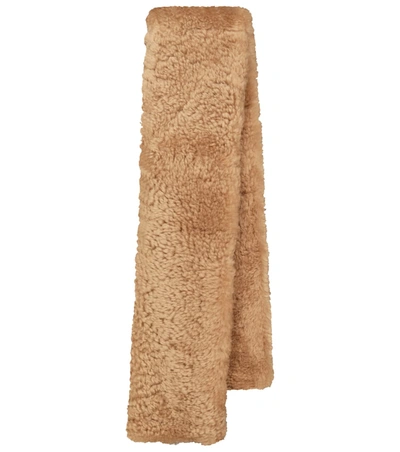 Bottega Veneta Textured-finish Rectangle Scarf In Camel