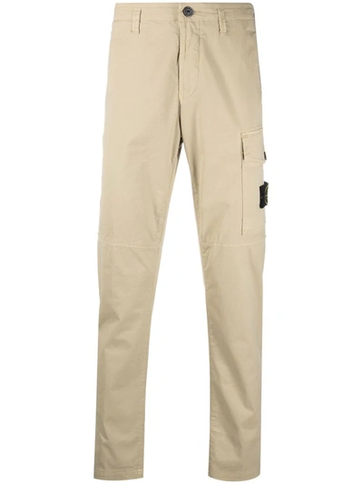 Stone Island Logo Cargo Pants In Sand-color In Neutrals