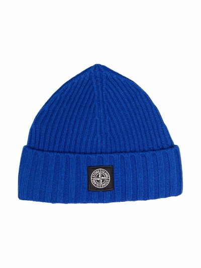 Stone Island Junior Kids' Logo-patch Ribbed-knit Beanie In Blue
