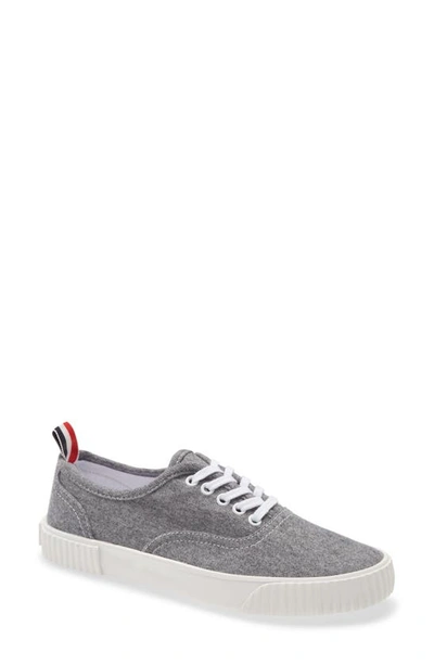 Thom Browne Heritage Sneaker In Grey