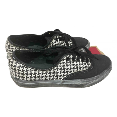 Pre-owned Vans Leather Trainers In Black