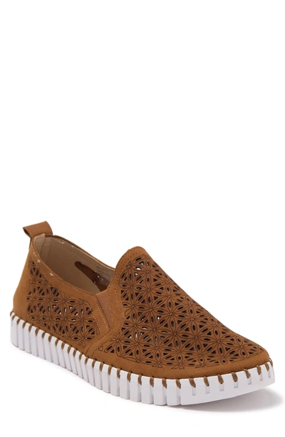 Ilse Jacobsen Tulip Laser-cut Slip-on Sneaker In Cashew