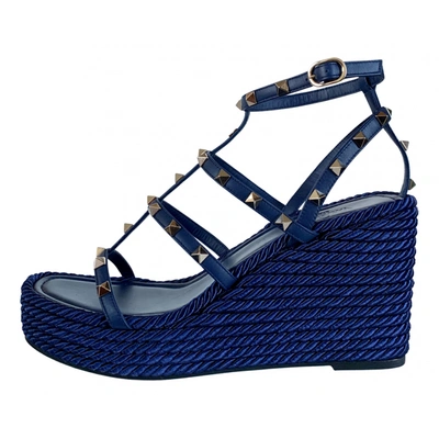 Pre-owned Valentino Garavani Leather Sandals In Navy