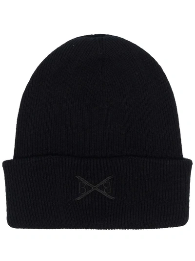 Barrie Embroidered-logo Cashmere Beanie In Schwarz