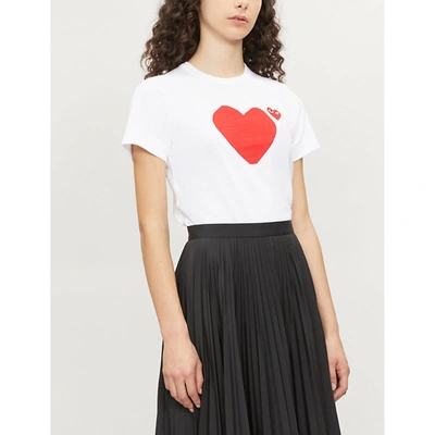 COMME DES GARÇONS PLAY COMME DES GARCONS PLAY WOMEN'S WHITE HEART-APPLIQUÉD COTTON-JERSEY T-SHIRT,11716135