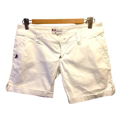 Pre-owned Billabong Shorts In White
