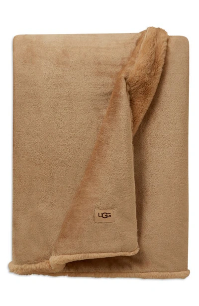 Ugg Coastline Plush Throw Blanket In Live Oak