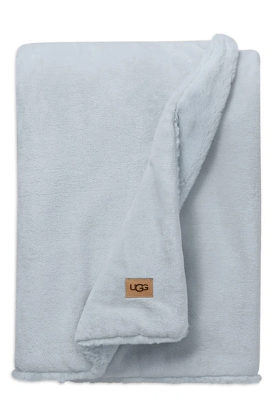 Ugg Coastline Plush Throw Blanket In Reef Blue