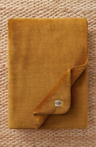 Ugg Whistler Throw Blanket In Brown Mustard