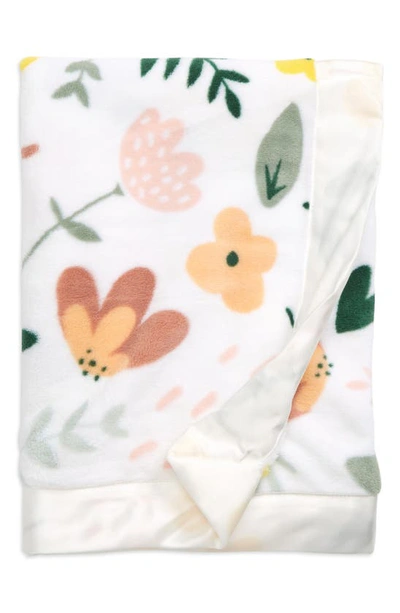Nordstrom Print Plush Blanket In White Floral