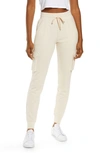 Alo Yoga Unwind Cargo Sweatpants In Almond