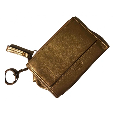 Pre-owned Coach Leather Wallet In Gold