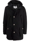 Woolrich Button-up Padded Hooded Coat In Schwarz