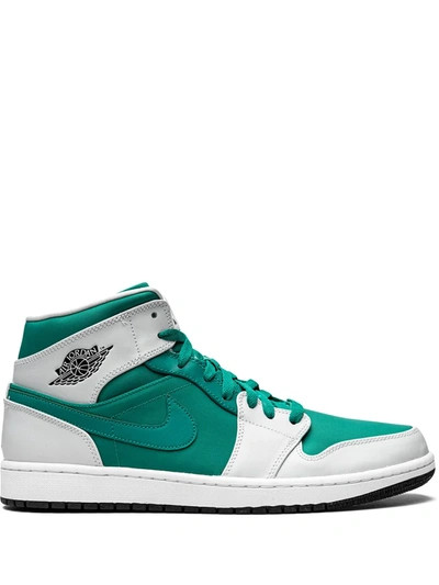 Jordan Air  1 Mid "lush Teal" Sneakers In Grün