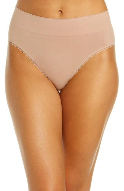 WACOAL FEELING FLEXIBLE HIGH CUT BRIEFS,871332