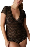 Simone Perele Karma Cap Sleeve Lace Bodysuit In Black