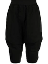 Julius Flap-pocket Drop-crotch Shorts In Schwarz