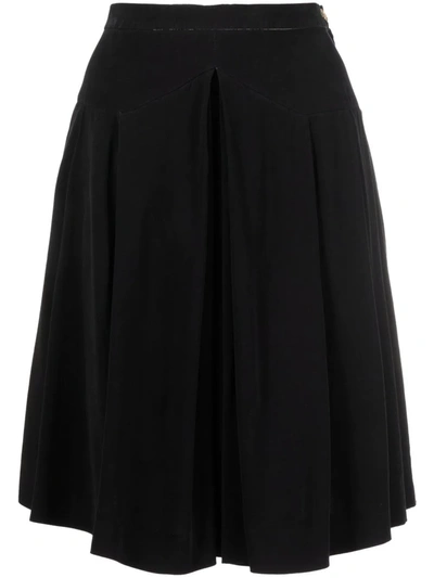 Pre-owned Chanel 1990s Cc Button Pleated Skirt In Black