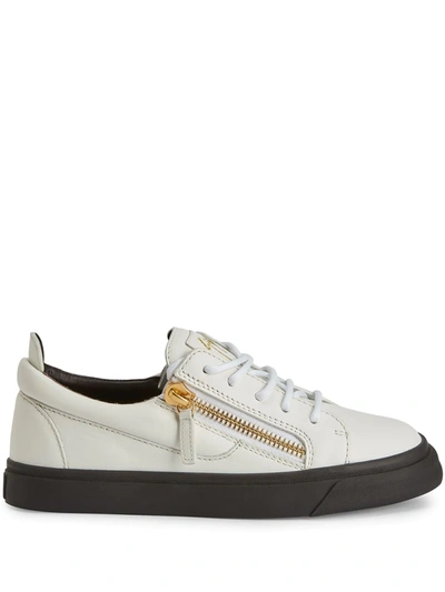 Giuseppe Zanotti Nicki Leather Low-top Sneakers In White