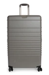 Beis The 29-inch Rolling Spinner Suitcase In Grey