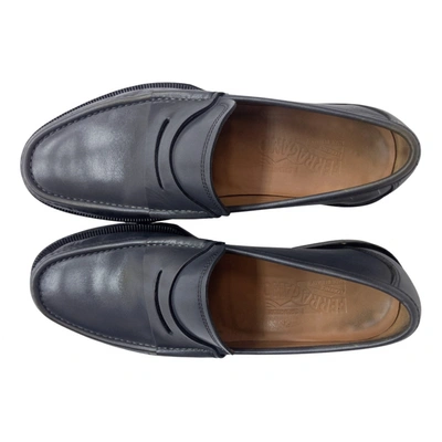 Pre-owned Ferragamo Leather Flats In Grey