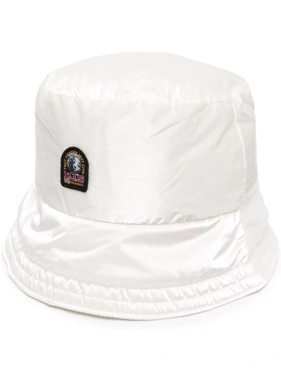 Parajumpers Logo Patch Bucket Hat In Off-white