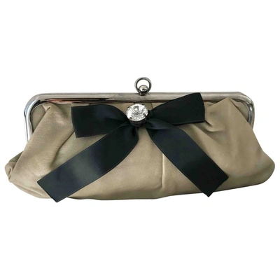 Pre-owned Marni Leather Clutch Bag In Beige