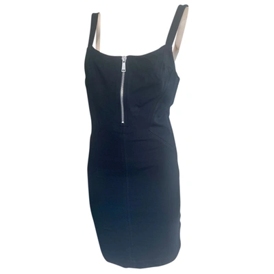 Pre-owned Silvian Heach Mid-length Dress In Black