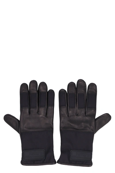 Prada Logo Patch Gloves In Black