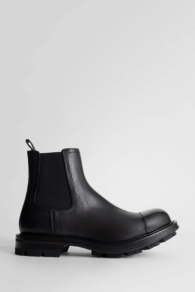 Alexander Mcqueen Boots In Black