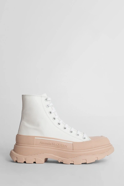 Alexander Mcqueen 45mm Tread Slick Leather Combat Boots In White Nude