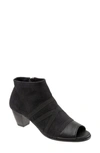 Trotters Maris Peep Toe Bootie Women's Shoes In Black Leather