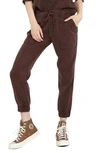 Bella Dahl Pocket Joggers In Coffee Bean