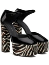 Shop Giuseppe Zanotti Bebe Patent-leather Platform Sandals In Schwarz